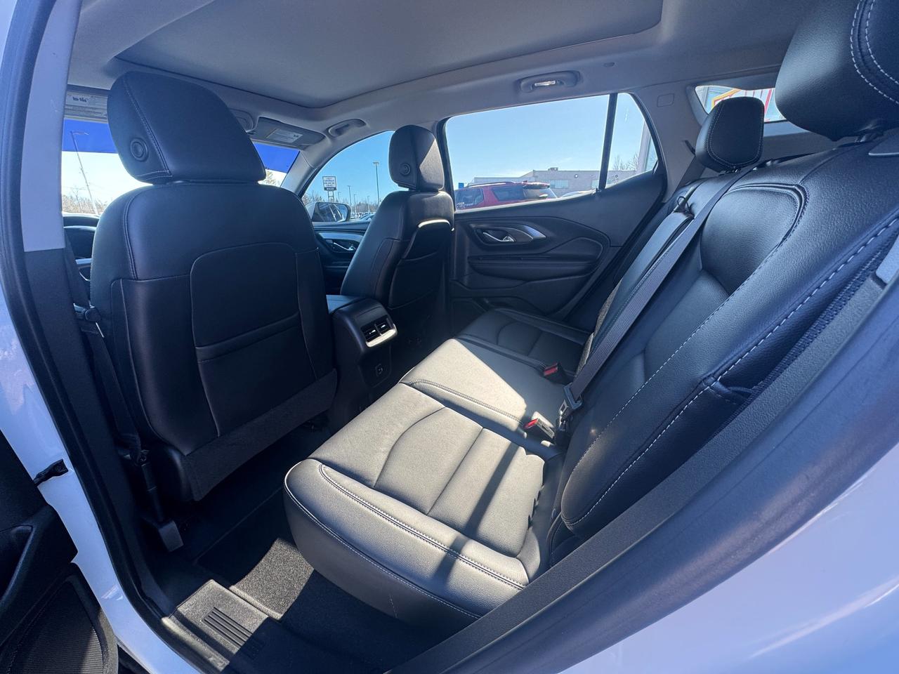 2022 GMC Terrain SLT All-wheel Drive Photo