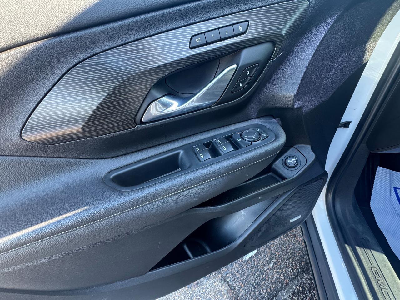 2022 GMC Terrain SLT All-wheel Drive Photo