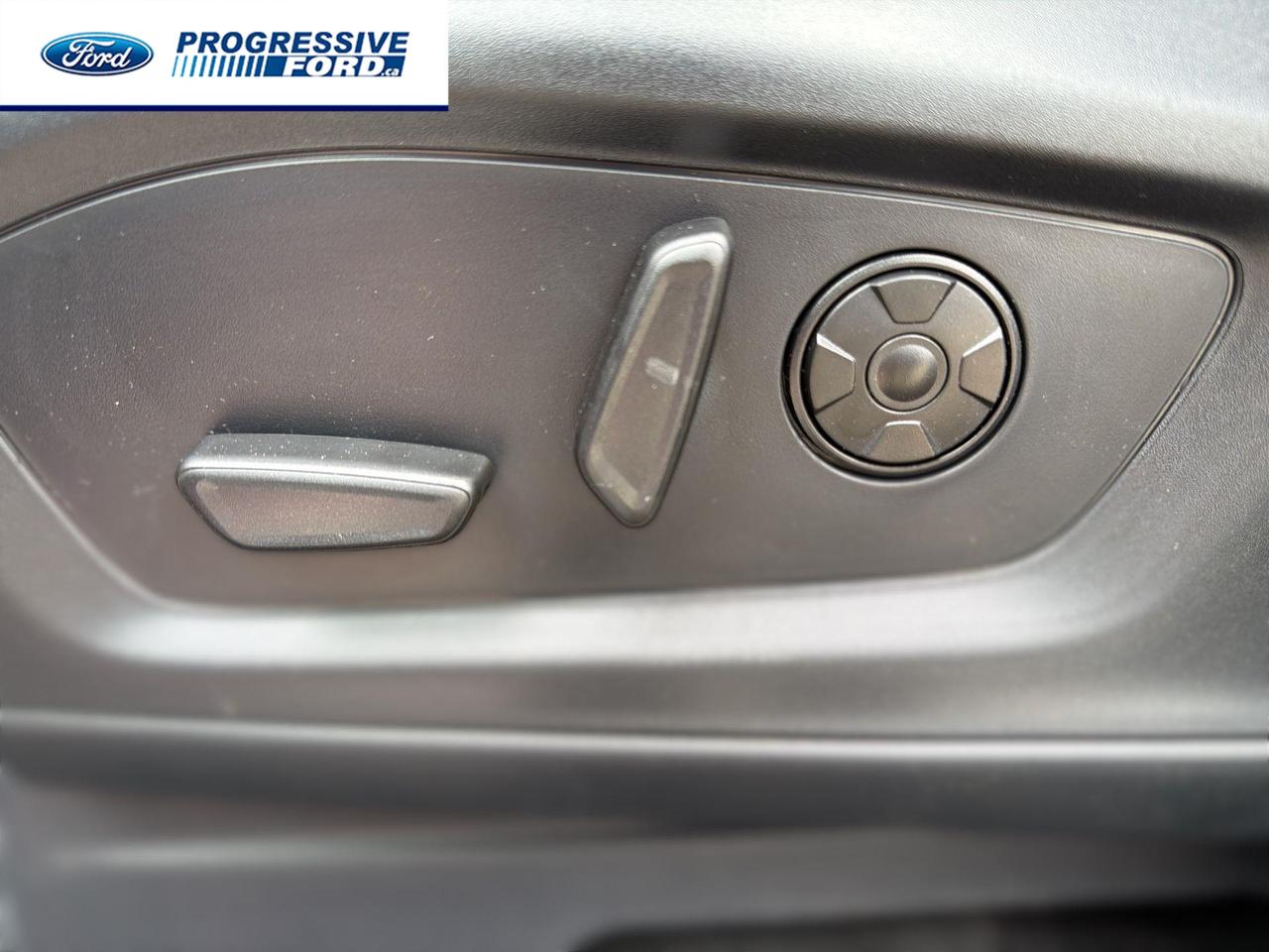 2026 Ford Explorer Platinum 4dr 4x4 Photo