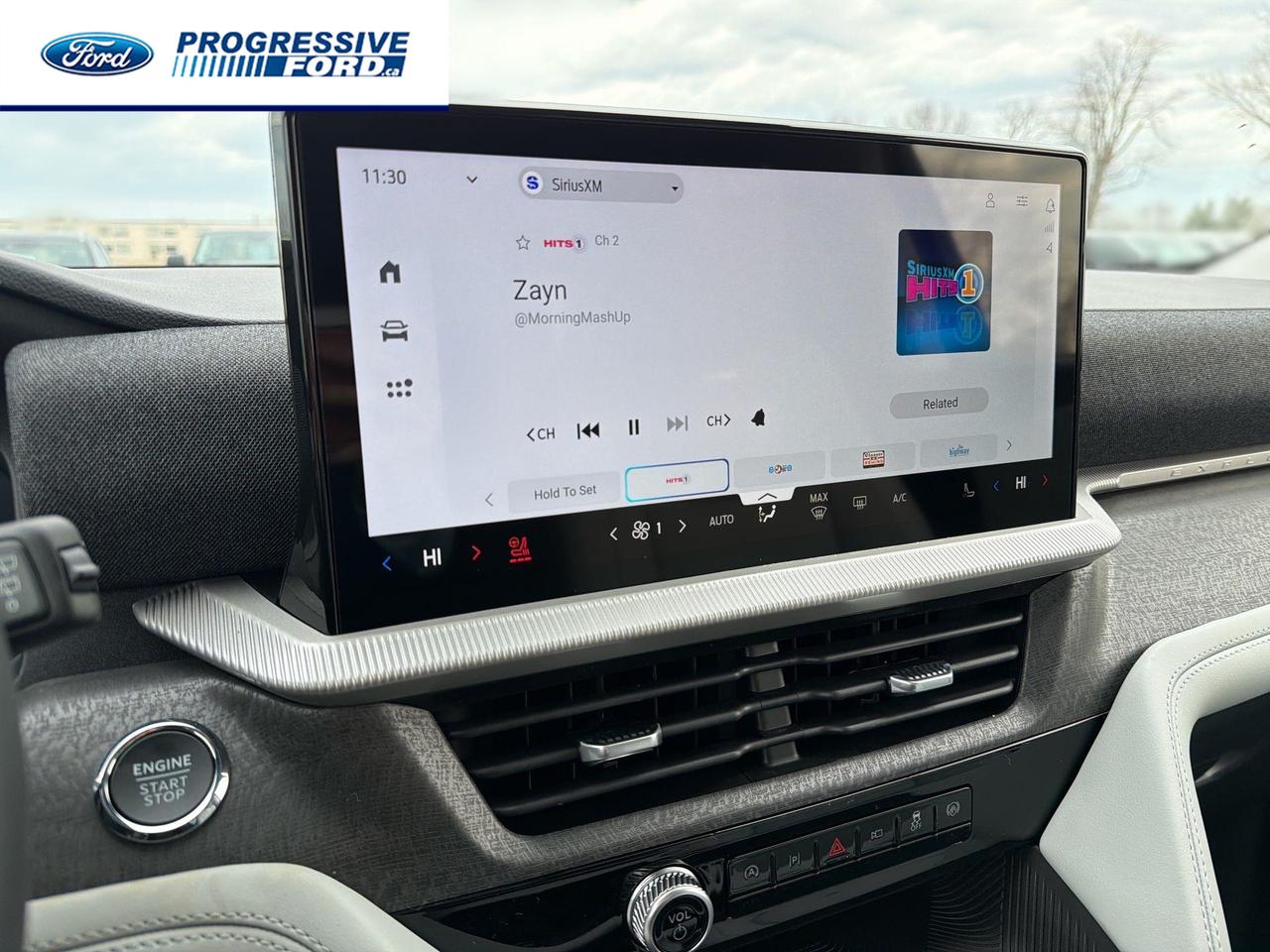 2026 Ford Explorer Platinum 4dr 4x4 Photo