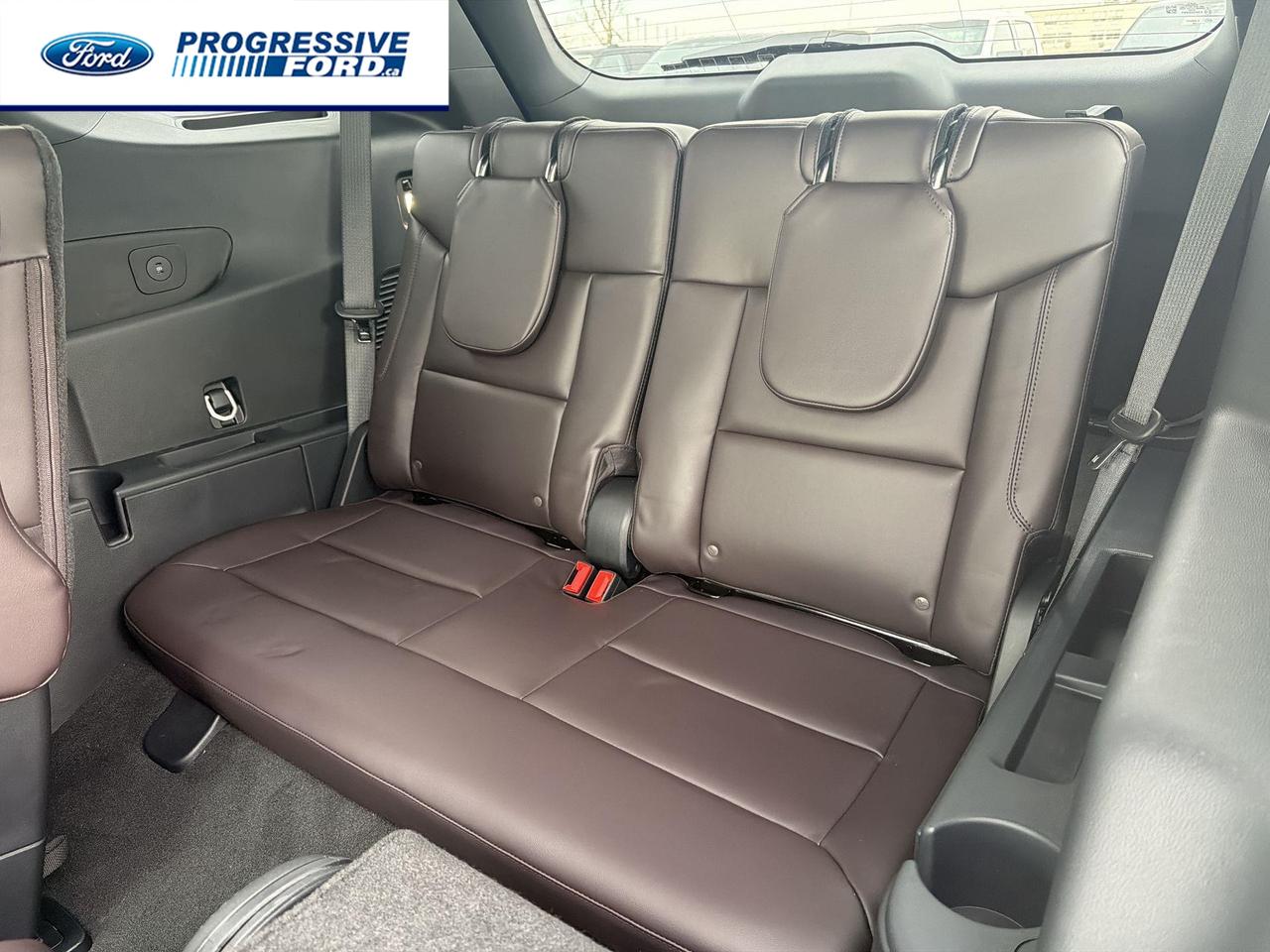 2026 Ford Explorer Platinum 4dr 4x4 Photo