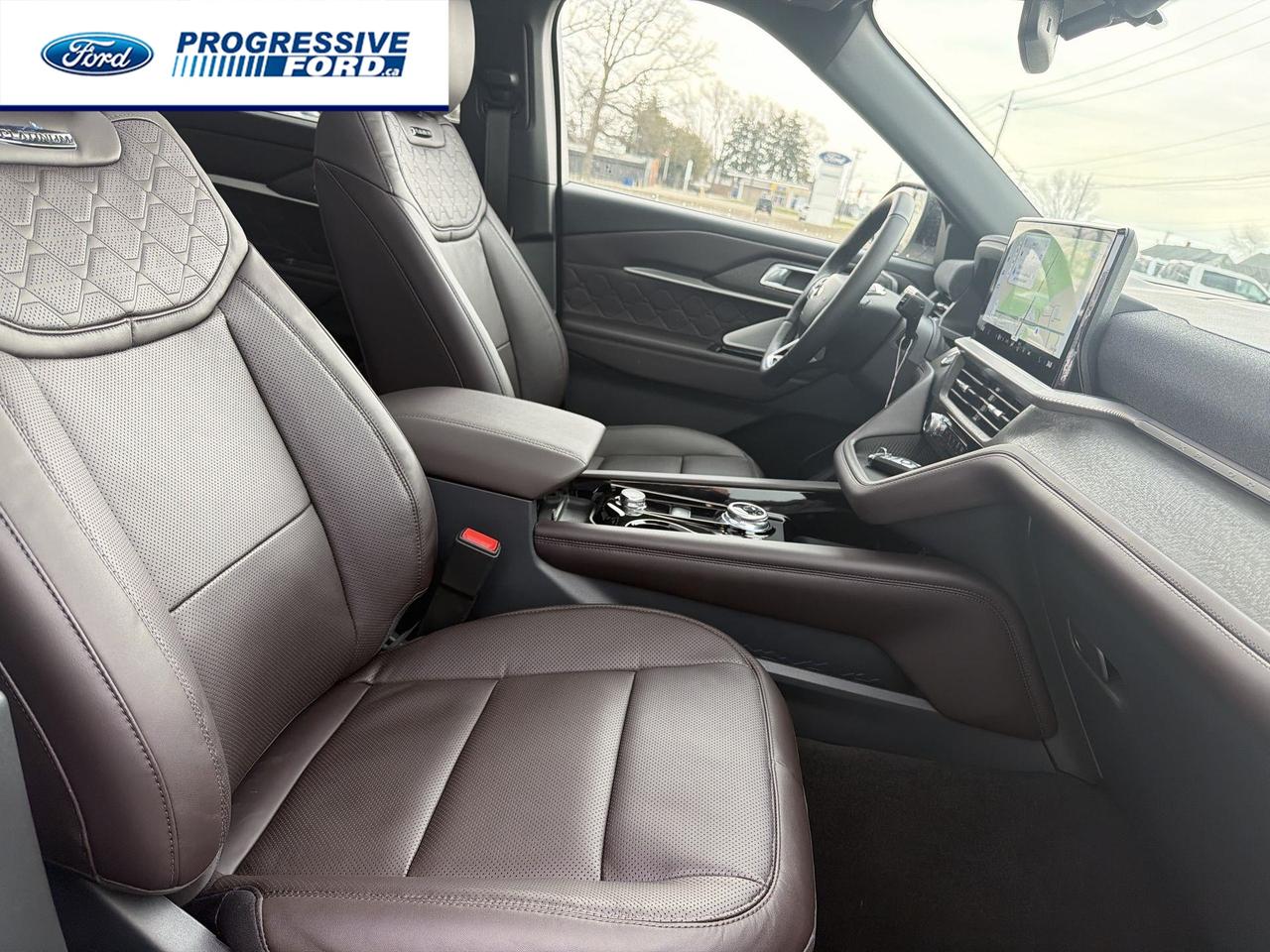 2026 Ford Explorer Platinum 4dr 4x4 Photo