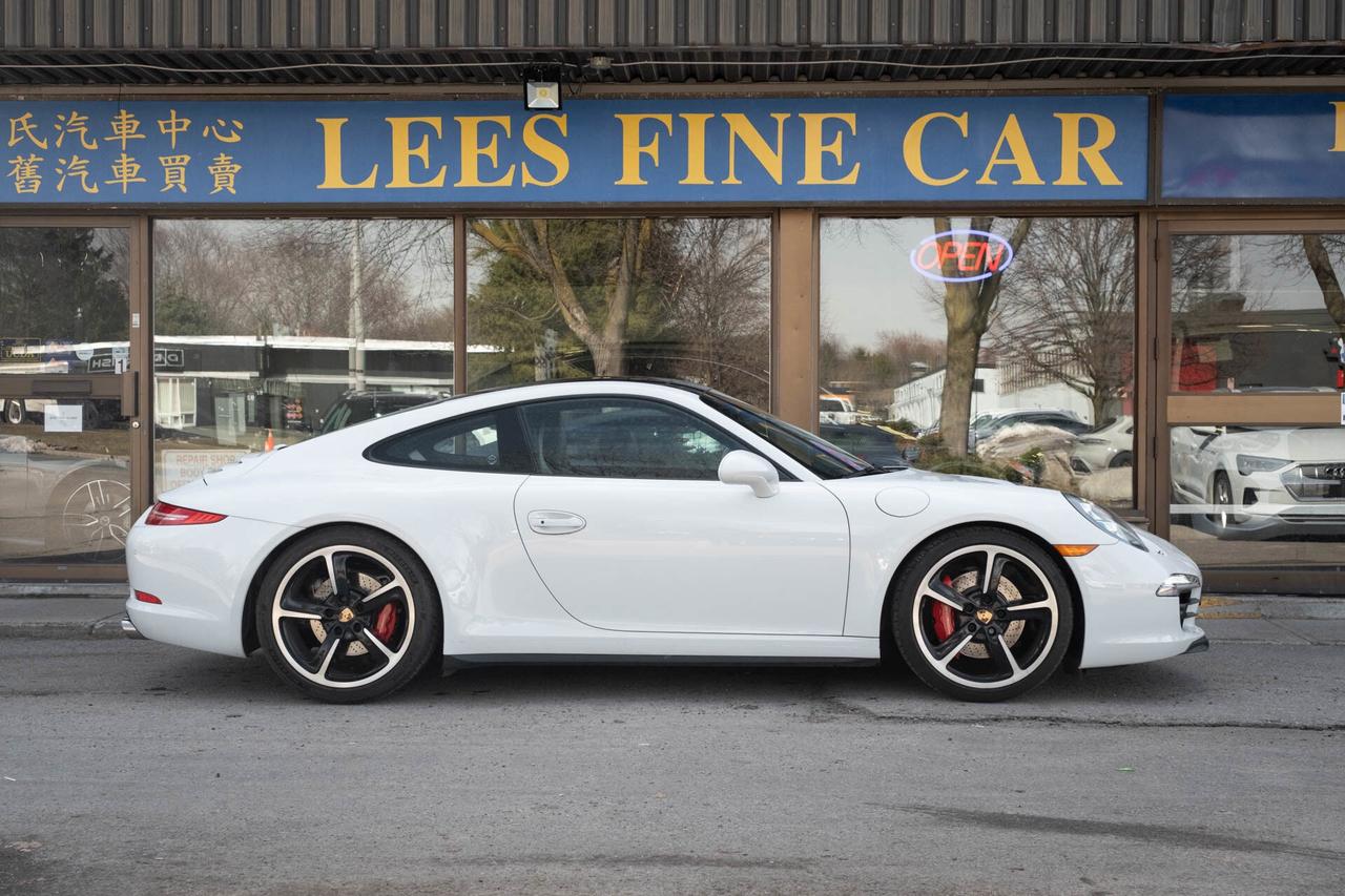 2015 Porsche 911 Carrera 4S Coupe Photo