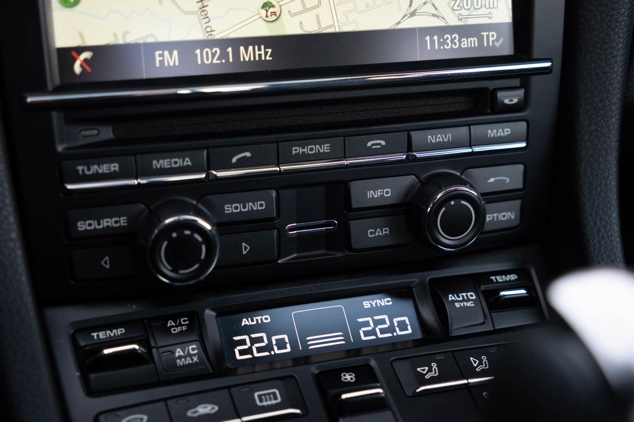 2015 Porsche 911 Carrera 4S Coupe Photo