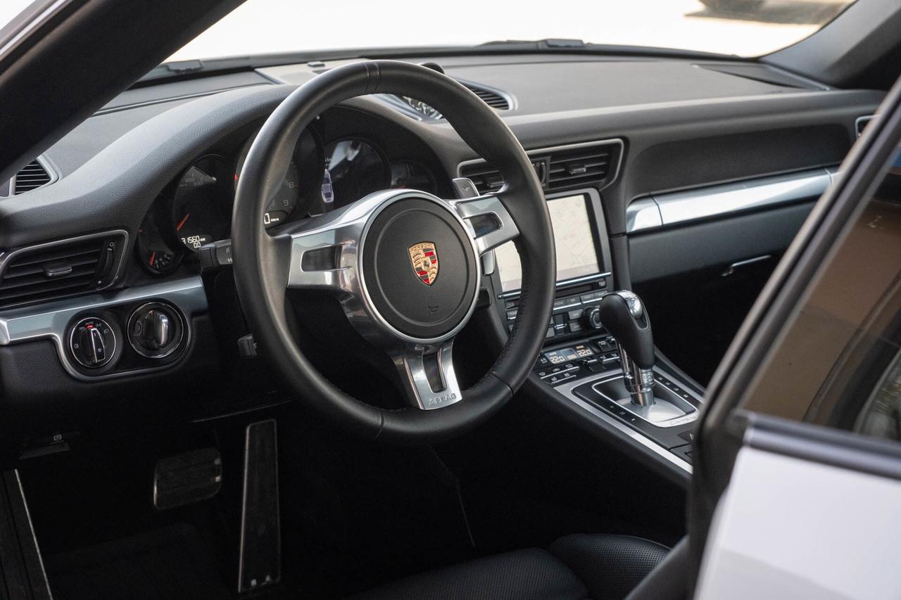 2015 Porsche 911 Carrera 4S Coupe Photo