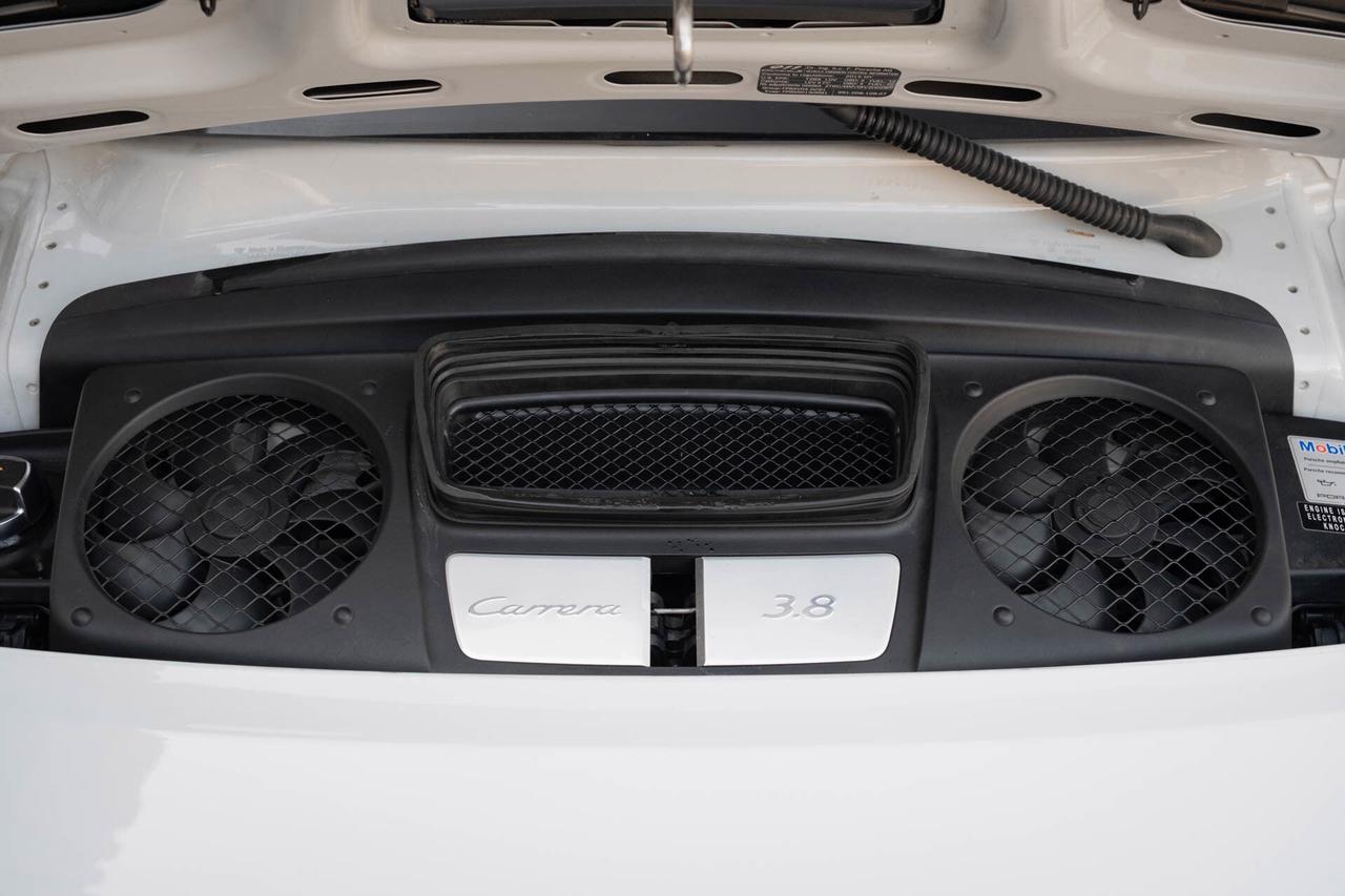 2015 Porsche 911 Carrera 4S Coupe Photo