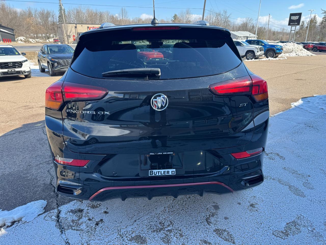 2022 Buick Encore GX Select All-Wheel Drive Photo3