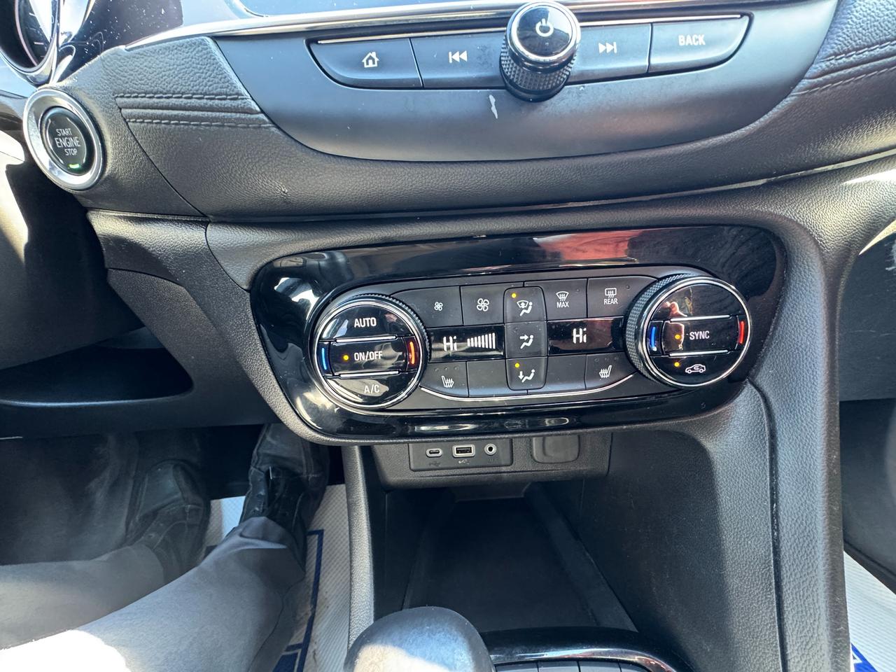 2022 Buick Encore GX Select All-Wheel Drive Photo