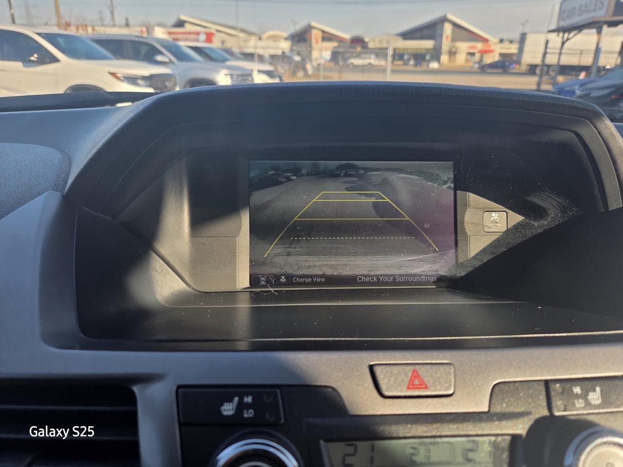 2016 Honda Odyssey EXL-NAVI 8 PASS ROOF ONE OWNER $ 16,988.00 Photo