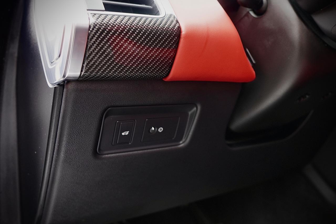 2020 Land Rover Range Rover Sport RED INTERIOR, PANO, HUD, NAVI, DRIVE ASSIST Photo