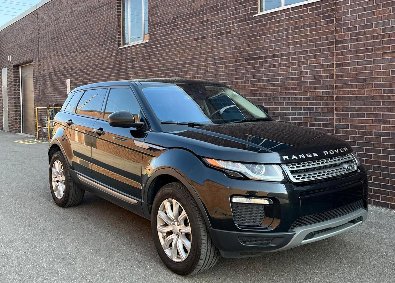 2019 Land Rover Range Rover Evoque 2019 RANGE ROVER EVOQUE, PANO ROOF, BACK UP CAMERA Photo