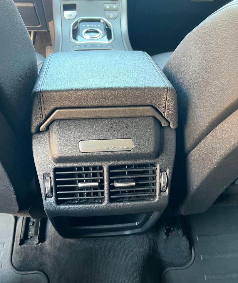 2019 Land Rover Range Rover Evoque 2019 RANGE ROVER EVOQUE, PANO ROOF, BACK UP CAMERA Photo