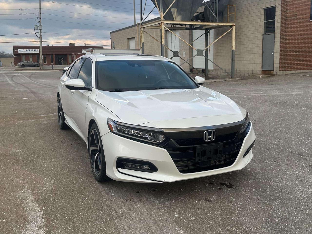 2018 Honda Accord Sport Photo2