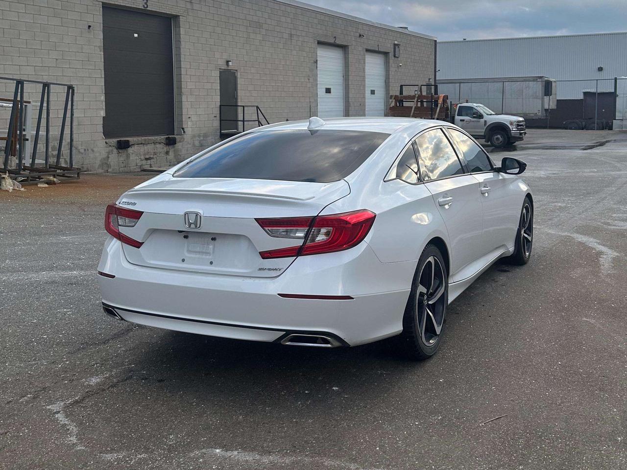 2018 Honda Accord Sport Photo