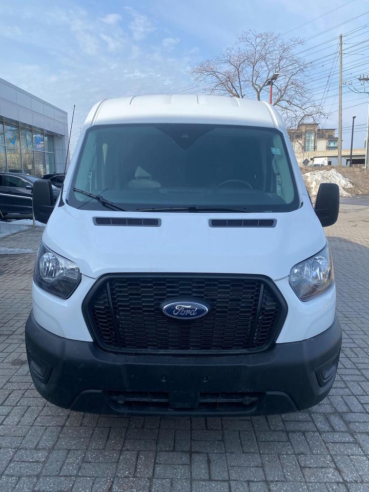 2024 Ford Transit-250 Cargo Base Rear-Wheel Drive Medium Roof Van 148 in. WB Photo
