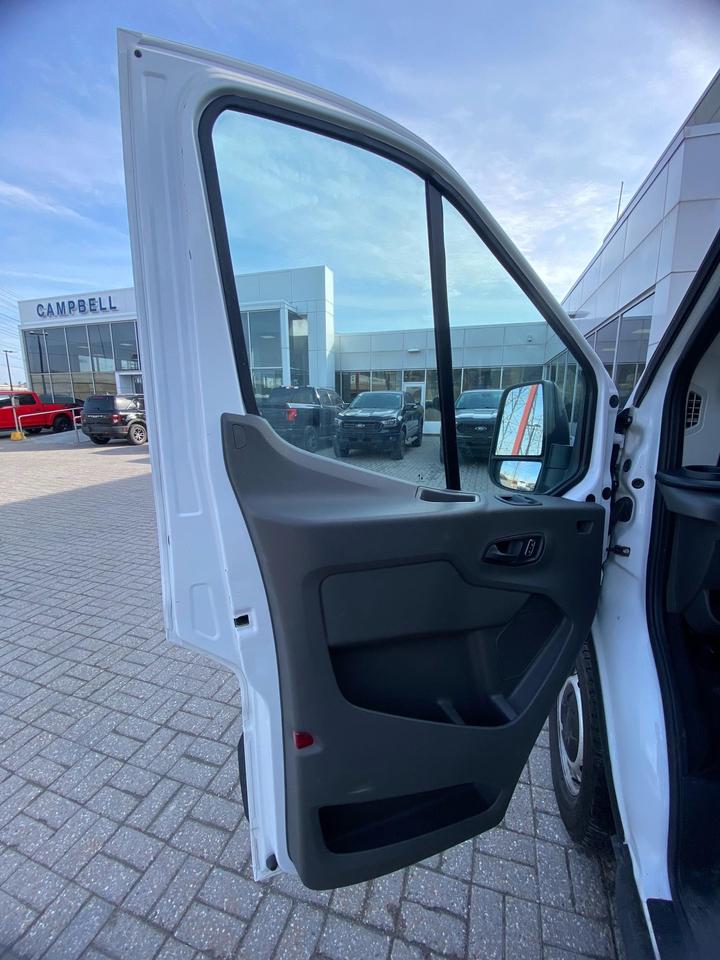 2024 Ford Transit-250 Cargo Base Rear-Wheel Drive Medium Roof Van 148 in. WB Photo