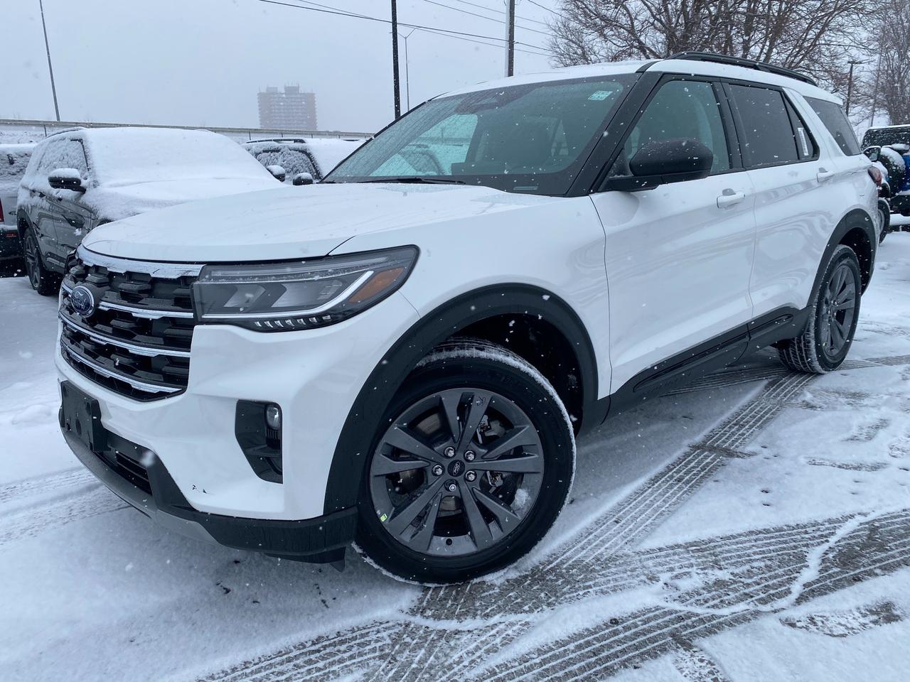 2026 Ford Explorer  Photo0