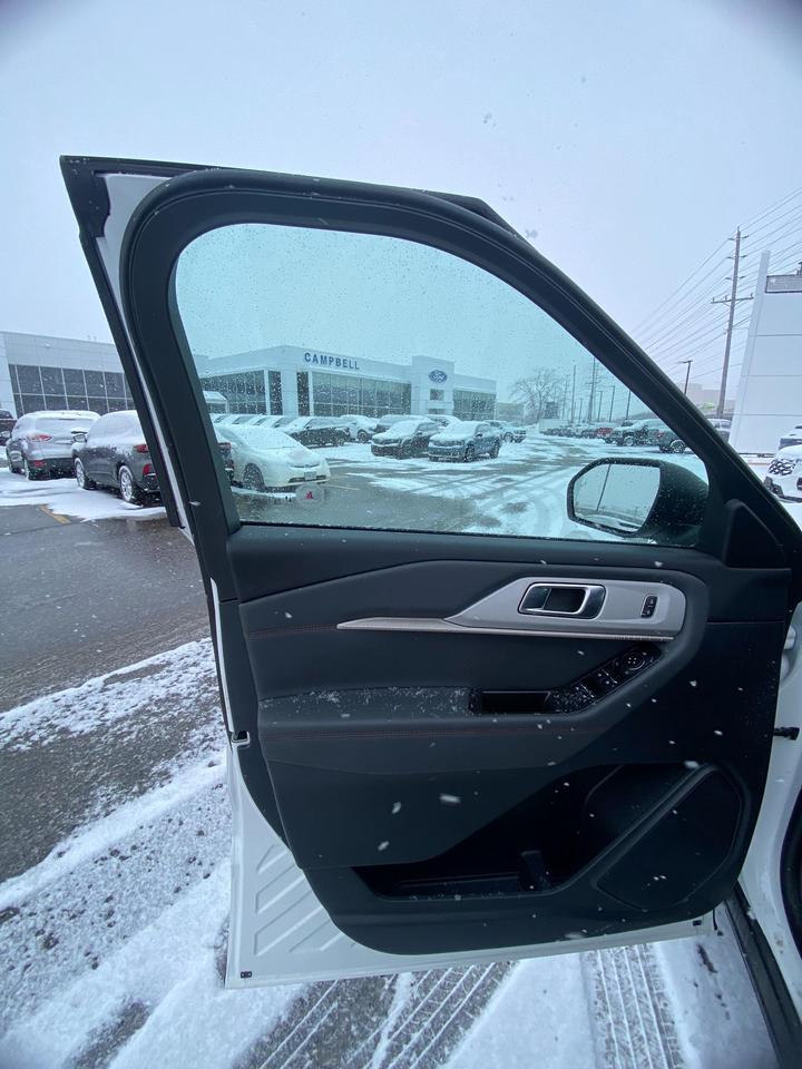 2026 Ford Explorer  Photo