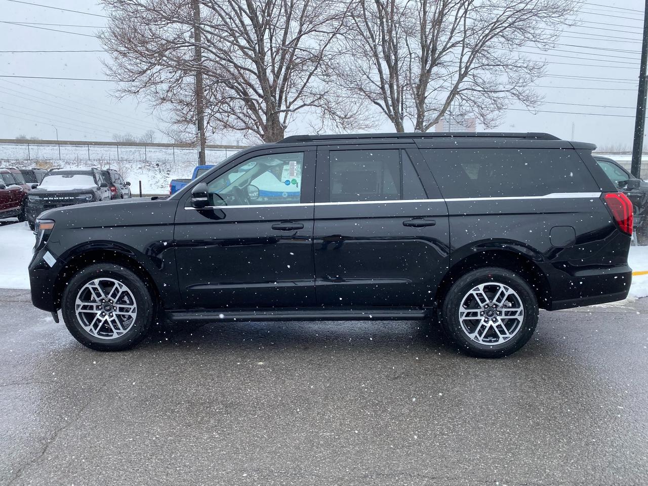 2026 Ford Expedition Max Active 4dr 4x4 Photo