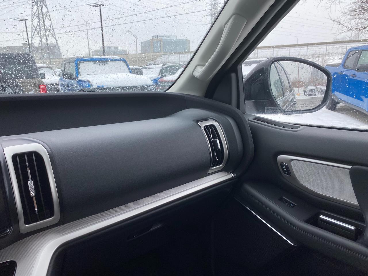 2026 Ford Expedition Max Active 4dr 4x4 Photo