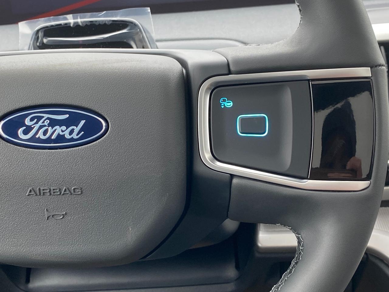 2026 Ford Expedition Max Active 4dr 4x4 Photo