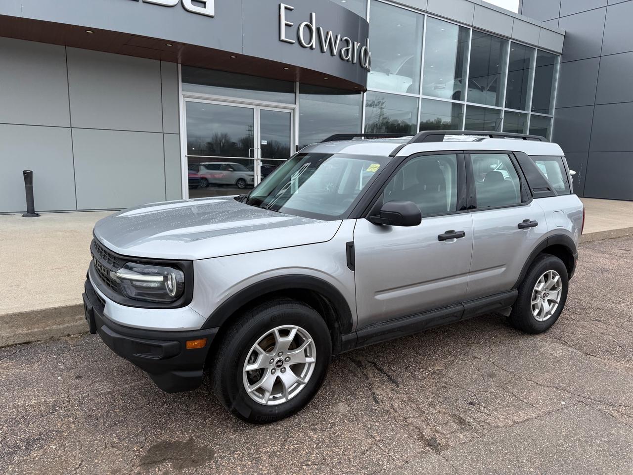 2023 Ford Bronco Sport Base 4dr 4x4 Photo2