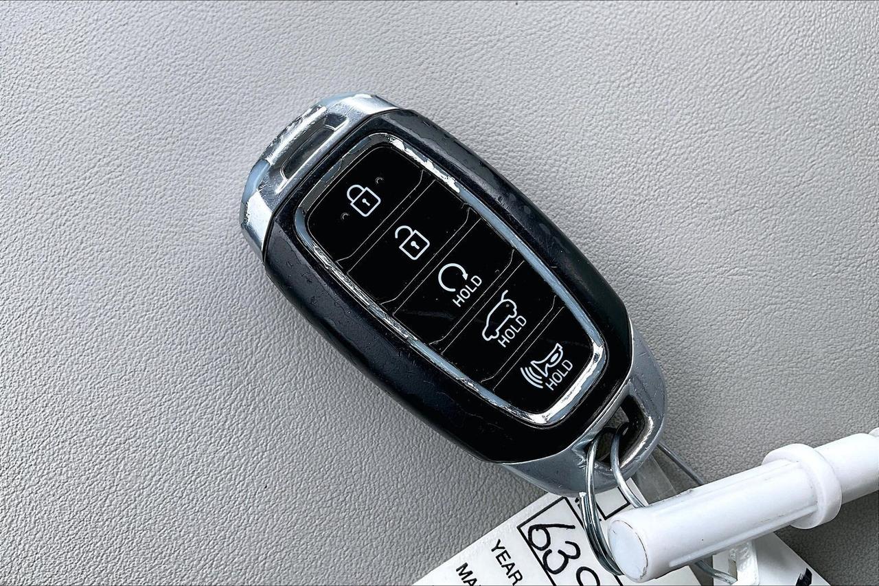 2021 Hyundai PALISADE LUXURY AWD   7-PASS   SUNROOF   BEIGE INTERIOR Photo