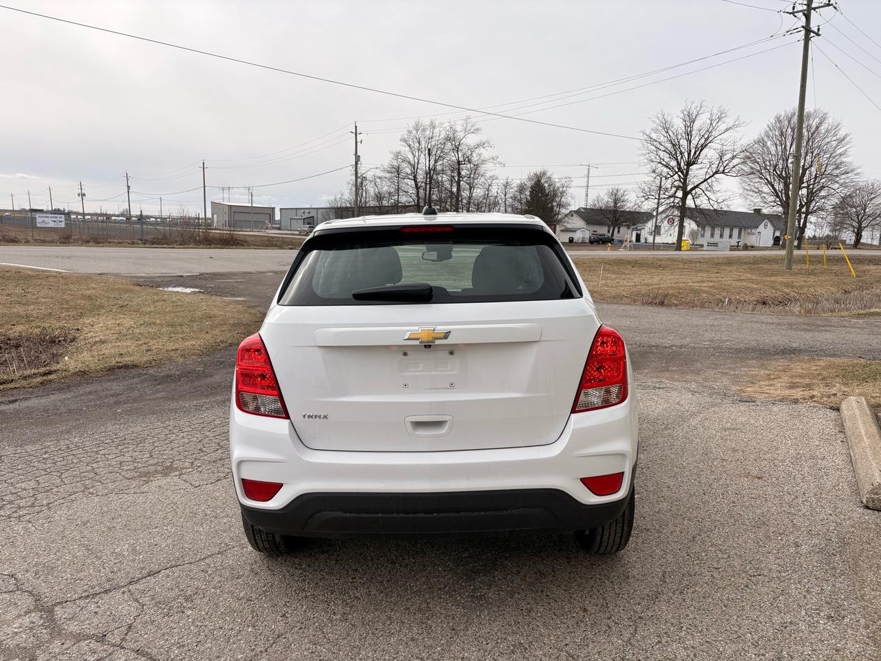 2019 Chevrolet Trax Fwd 4dr Ls Photo4