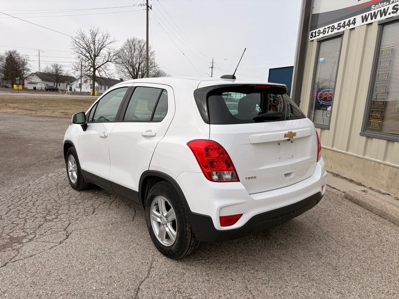 2019 Chevrolet Trax Fwd 4dr Ls Photo