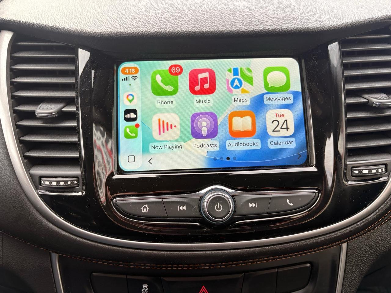 2019 Chevrolet Trax Fwd 4dr Ls Photo