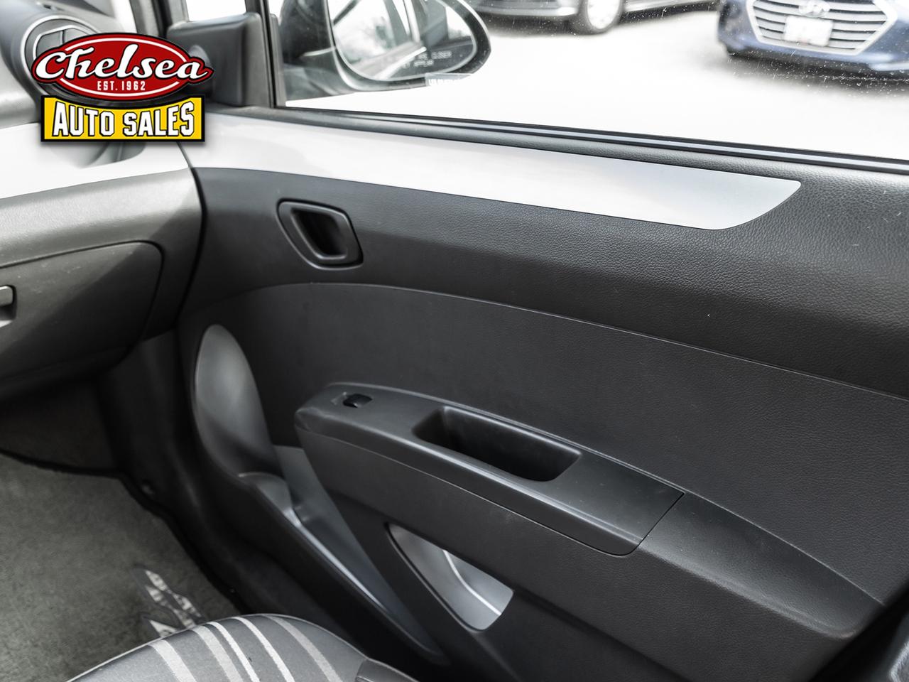 2015 Chevrolet Spark LS CVT Photo