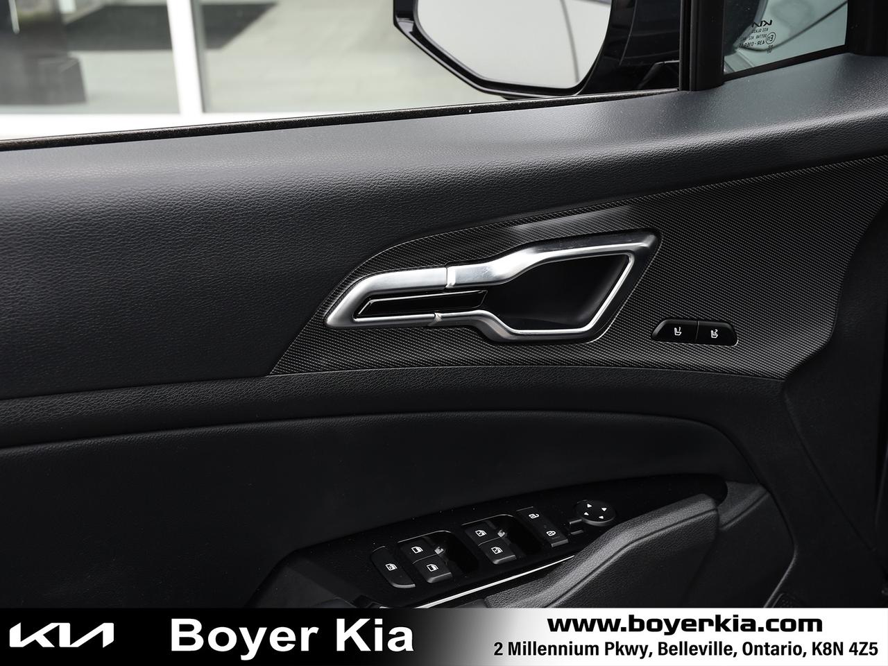 2023 Kia Sportage EX Photo