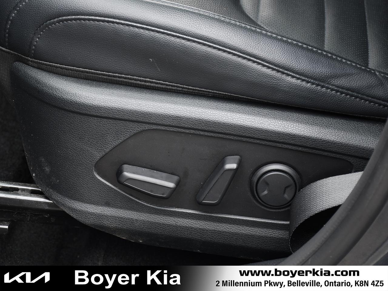 2023 Kia Sportage EX Photo