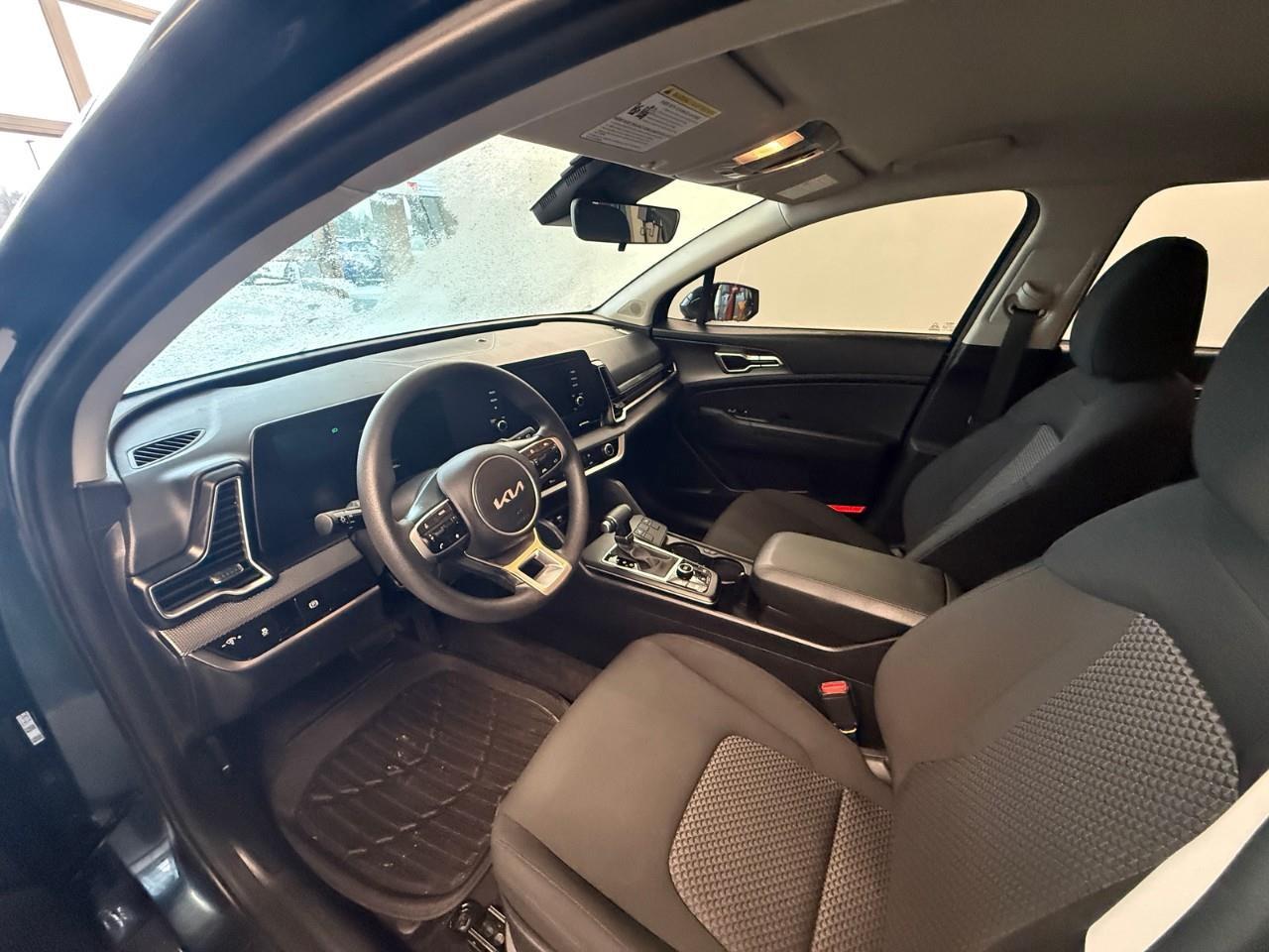 2025 Kia Sportage LX 4dr Front-wheel Drive Photo