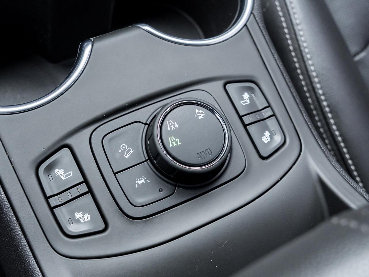 2022 GMC Terrain SLT All-wheel Drive Photo