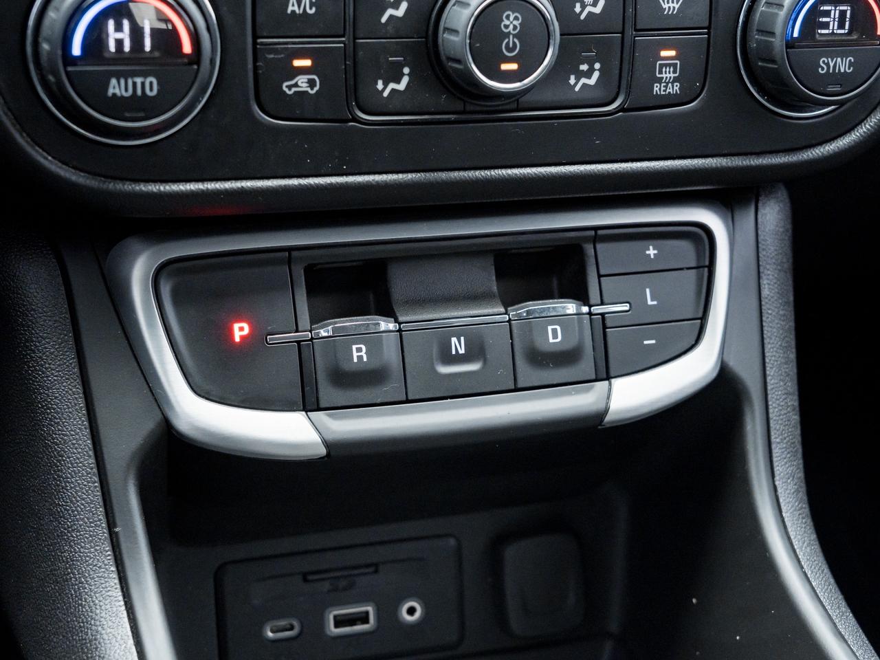 2022 GMC Terrain SLT All-wheel Drive Photo