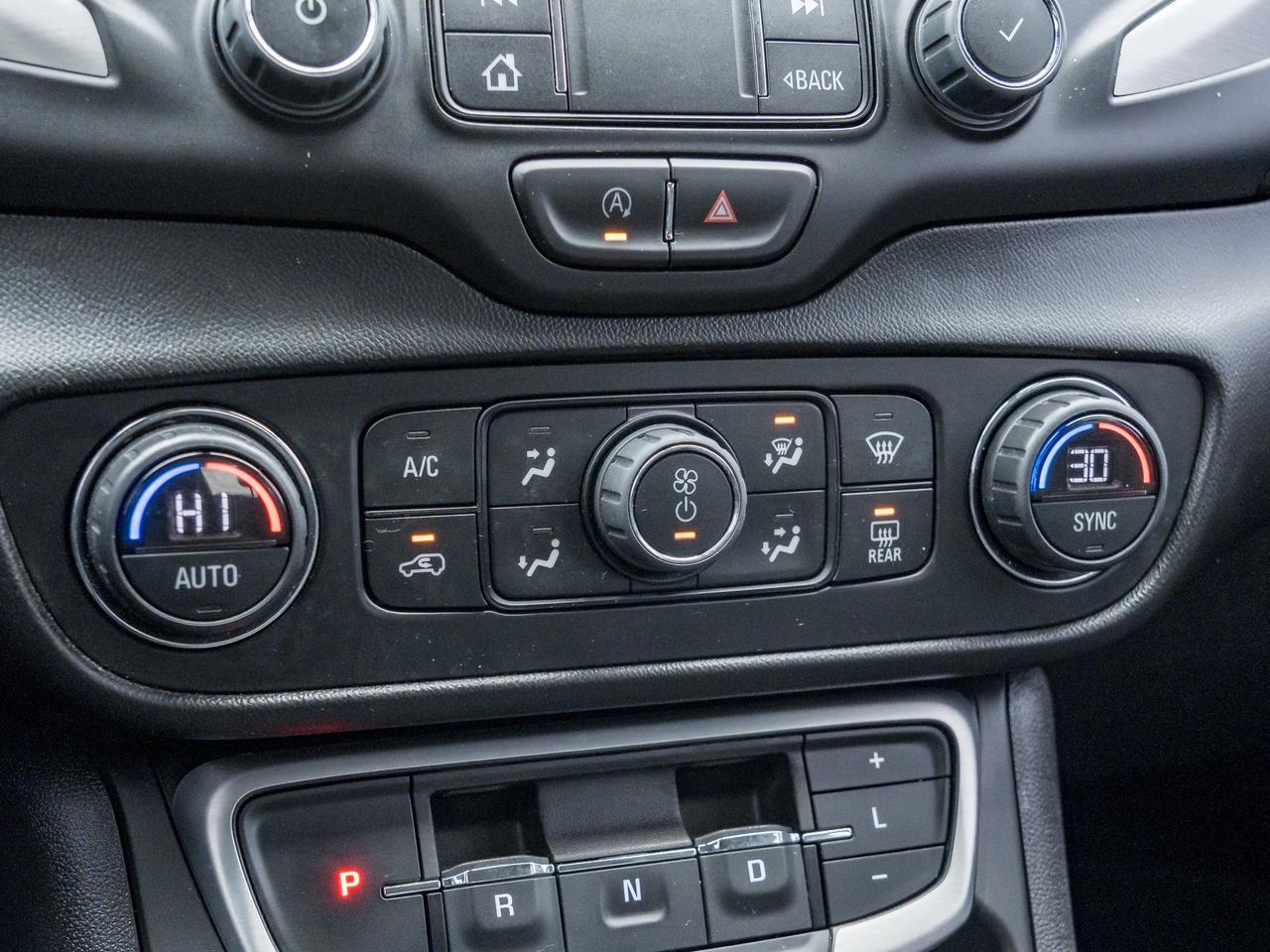 2022 GMC Terrain SLT All-wheel Drive Photo