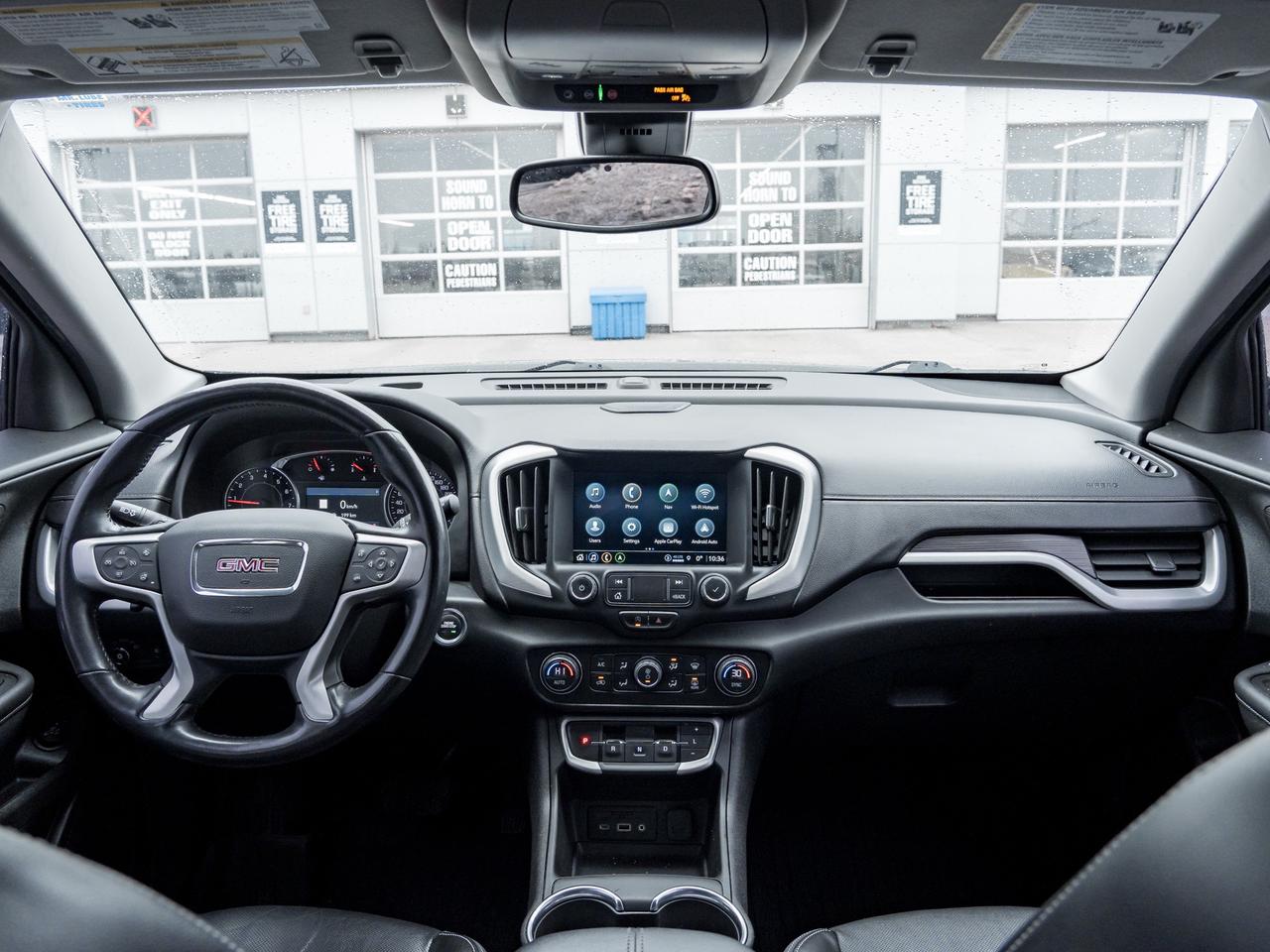 2022 GMC Terrain SLT All-wheel Drive Photo