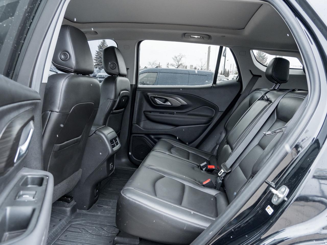 2022 GMC Terrain SLT All-wheel Drive Photo