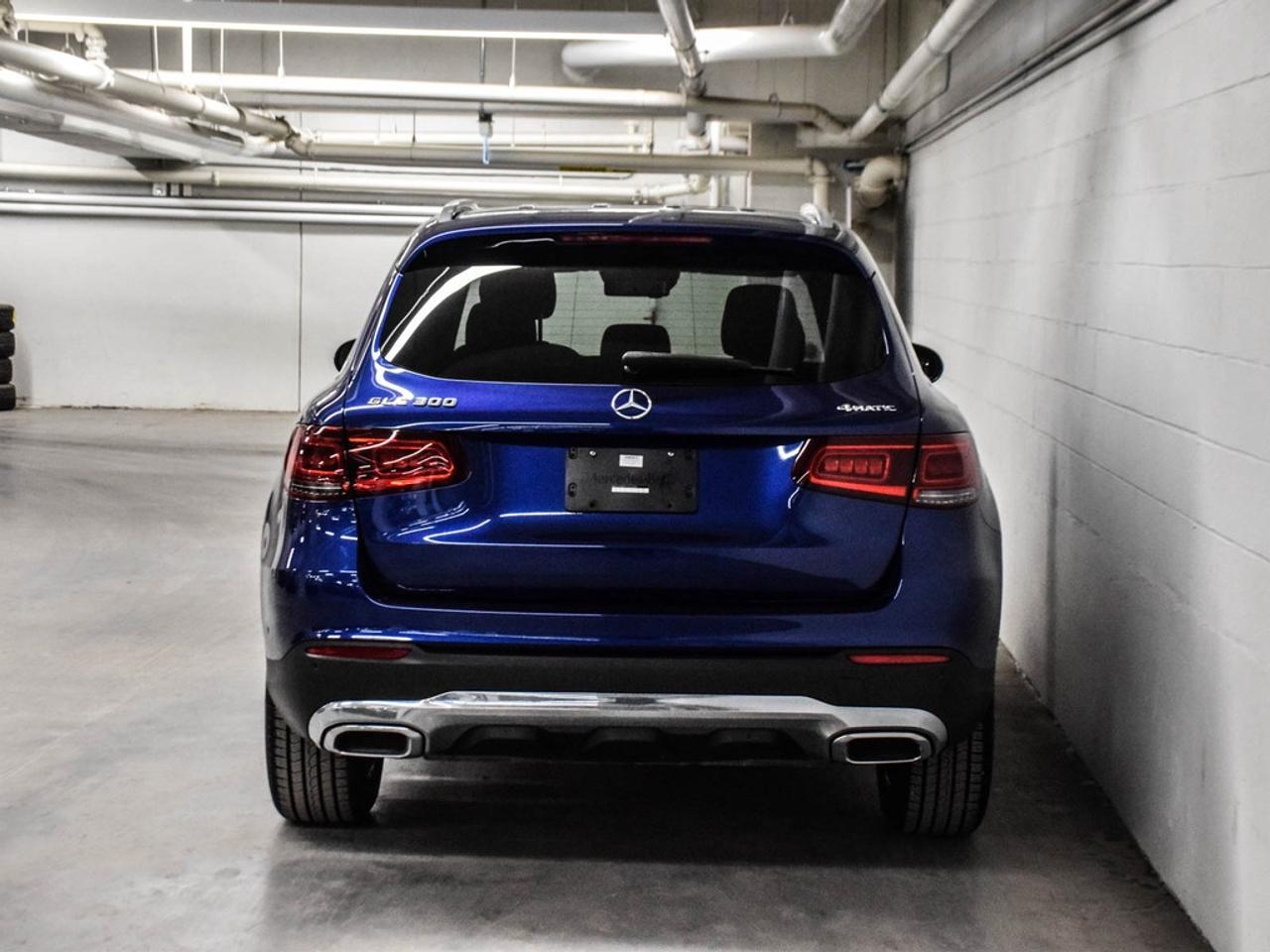 2020 Mercedes-Benz GLC300  Photo