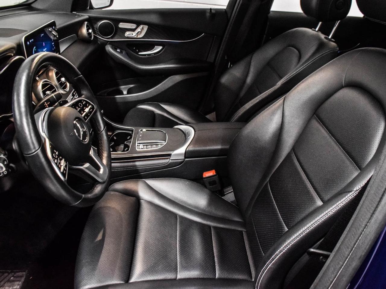 2020 Mercedes-Benz GLC300  Photo