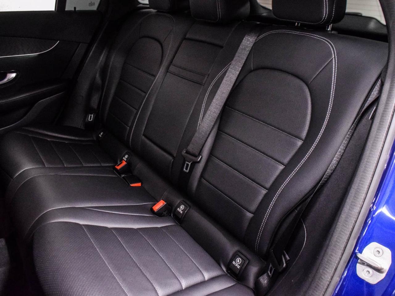 2020 Mercedes-Benz GLC300  Photo