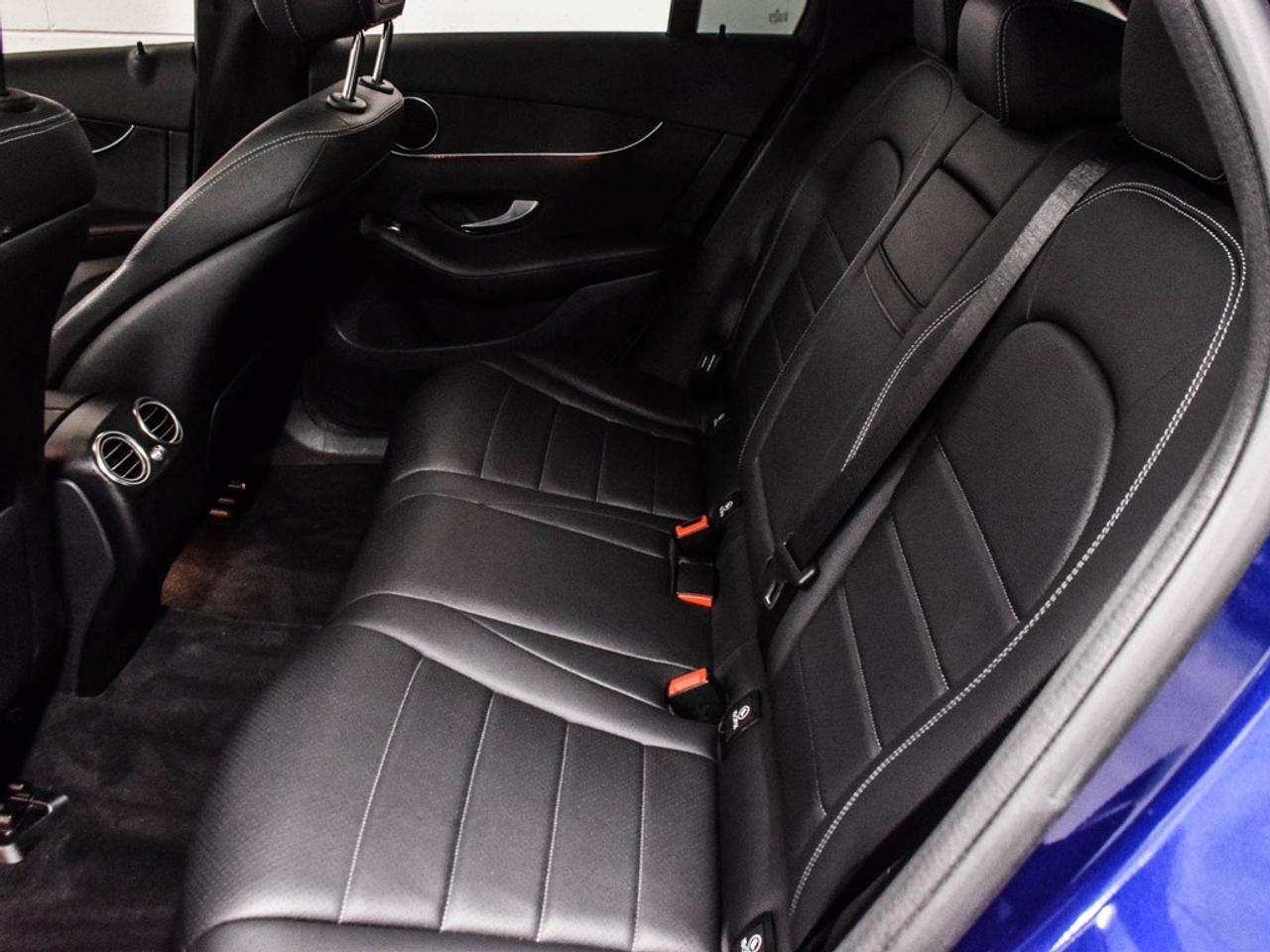 2020 Mercedes-Benz GLC300  Photo