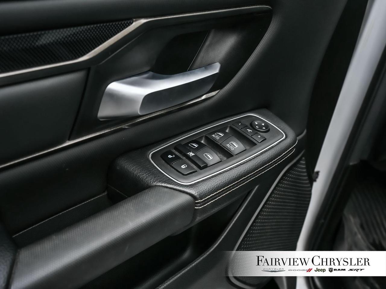 2022 RAM 1500 Sport DUAL PANO ROOF   LEATHER   CARPLAY   12 SCRE Photo