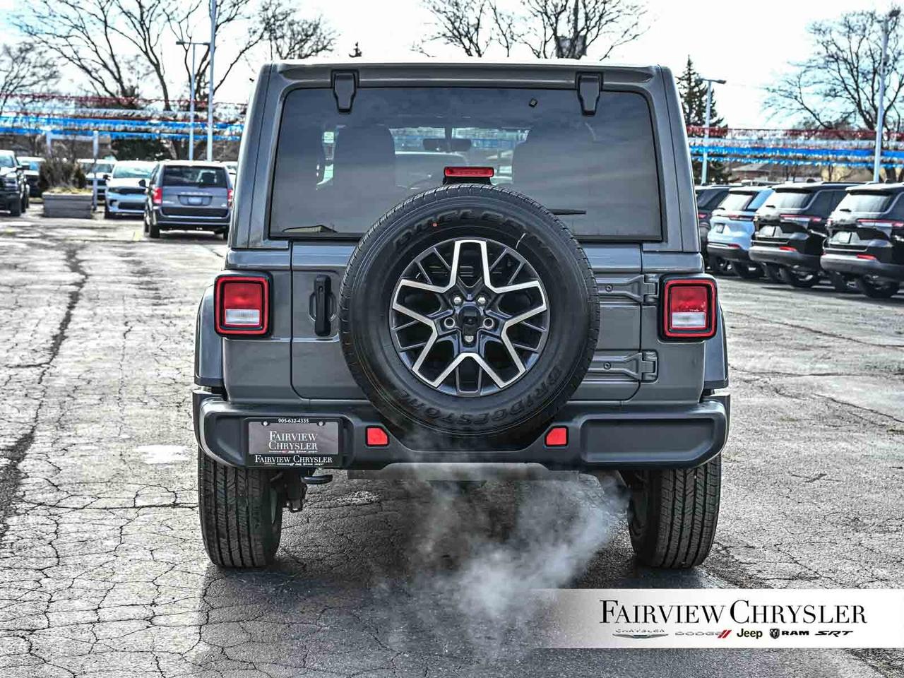 2021 Jeep WRANGLER UNLIMITED Sahara LEAHTER   ALPINE   NAV   CARPLAY   CLEAN CA Photo