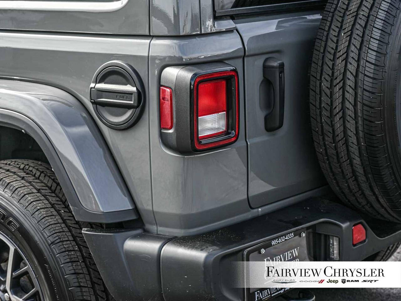 2021 Jeep WRANGLER UNLIMITED Sahara LEAHTER   ALPINE   NAV   CARPLAY   CLEAN CA Photo