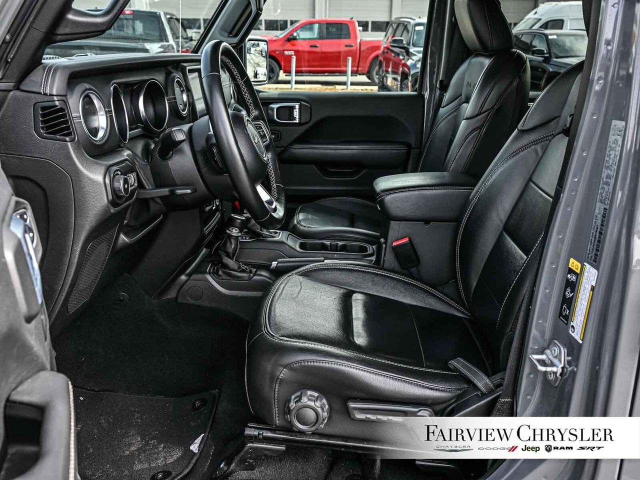 2021 Jeep WRANGLER UNLIMITED Sahara LEAHTER   ALPINE   NAV   CARPLAY   CLEAN CA Photo