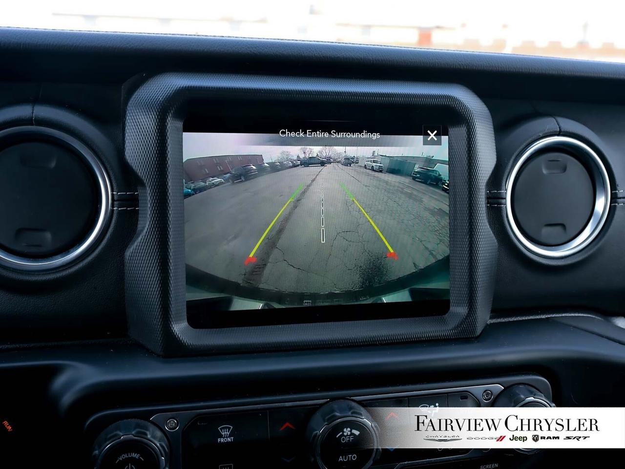 2021 Jeep WRANGLER UNLIMITED Sahara LEAHTER   ALPINE   NAV   CARPLAY   CLEAN CA Photo