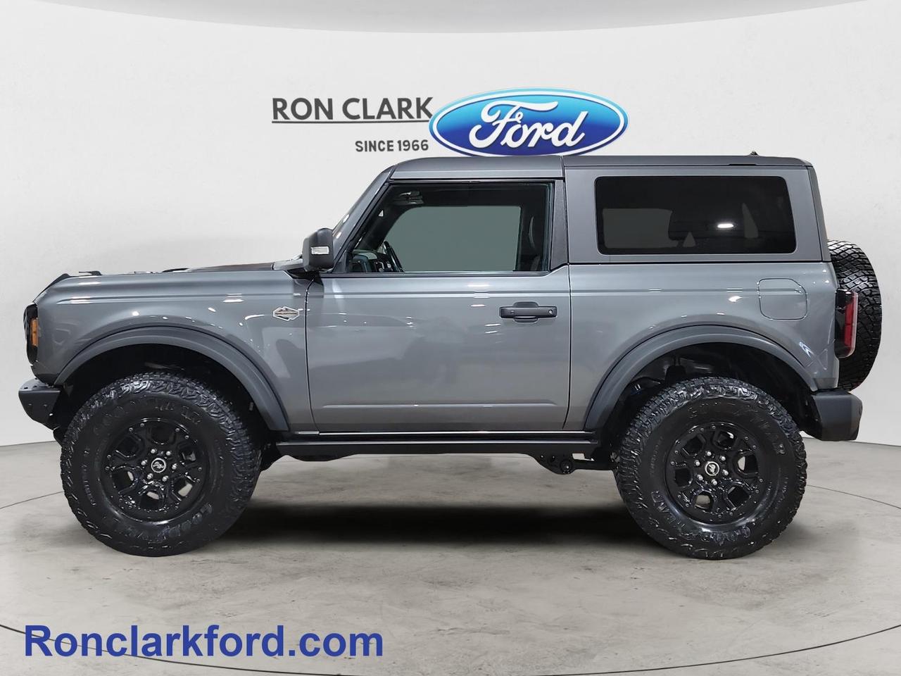 2024 Ford Bronco Wildtrak 2dr 4x4 Photo3
