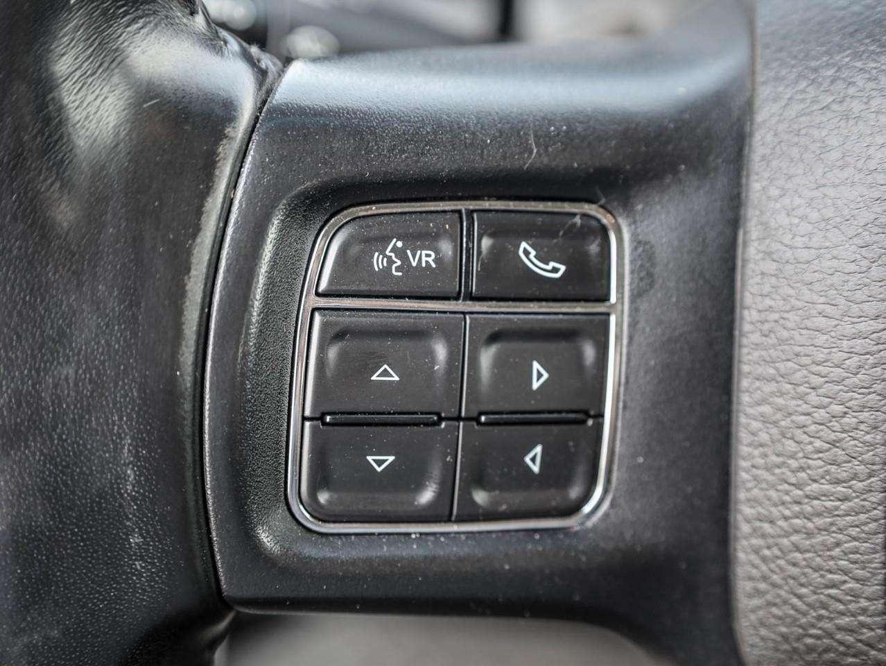 2020 RAM 1500 SLT CLEAN ACCIDENT REPORT! Photo